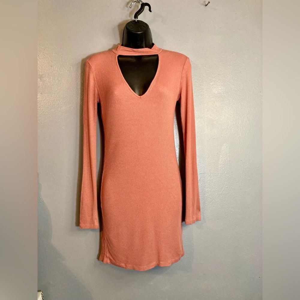 Forever 21 ribbed coral cutout dress